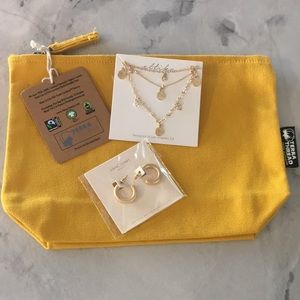 🆕Jewelry bundle Ettika necklace, Sanctuary project Gold Hoop Earrings, Pouch
